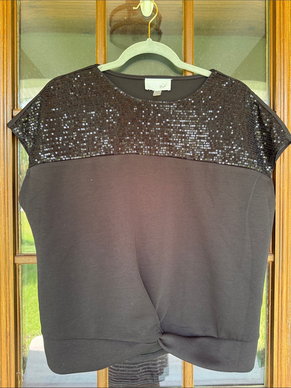 Cupio Black Sequin Yoke Short Sleeve Knit Top